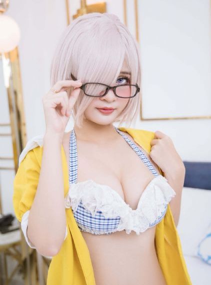 农村妇女色又黄一级毛片_欧美成人在线