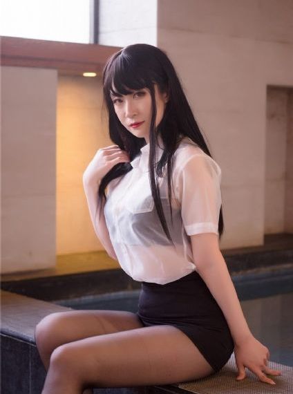 一个人在舞台上奔跑的视频_蓝光电影免费在线