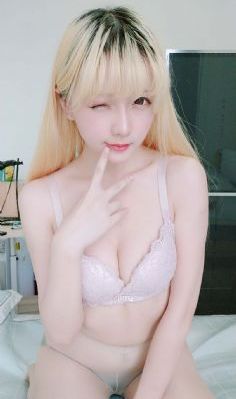 《丰满的女邻居》三级_1080P高清完整版