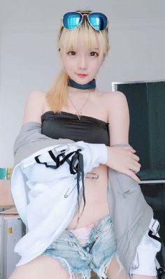 国产女人18毛片水真多18动漫_无删减完整版在线观看