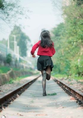 催眠调教邻居美人若妻在线播放_超清在线手机播放