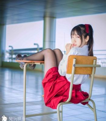 床吻戏哔哩哔哩BILIBILI_1080P电影完整版