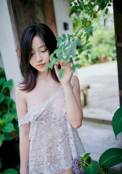 美女色区一区二区三区AV在线_电影无删减版