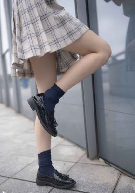 爆乳无码中文字幕浪潮_超清HD在线观看