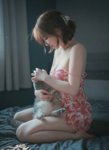 《免费观看刺激真人直播》_清晰免费影视在线观看