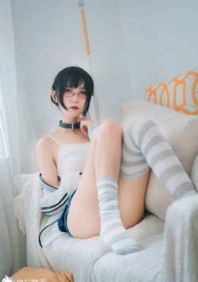 japanese厨房乱tub偷窥_1080P高清迅雷在线观看