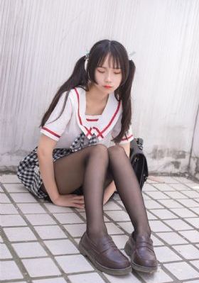 丝袜办公室秘书啪啪到哭_1080P免费全集观看
