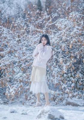 公厕被群cao的合不拢腿H小说_720高清视频播放