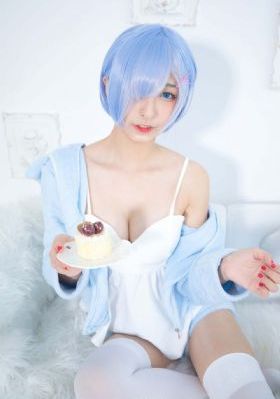 清纯美女激情AV片_超清电影全集观看